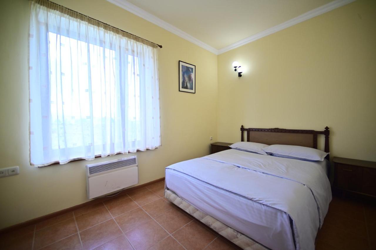 Sevan Tarsus Guesthouse Tsovazard Zewnętrze zdjęcie