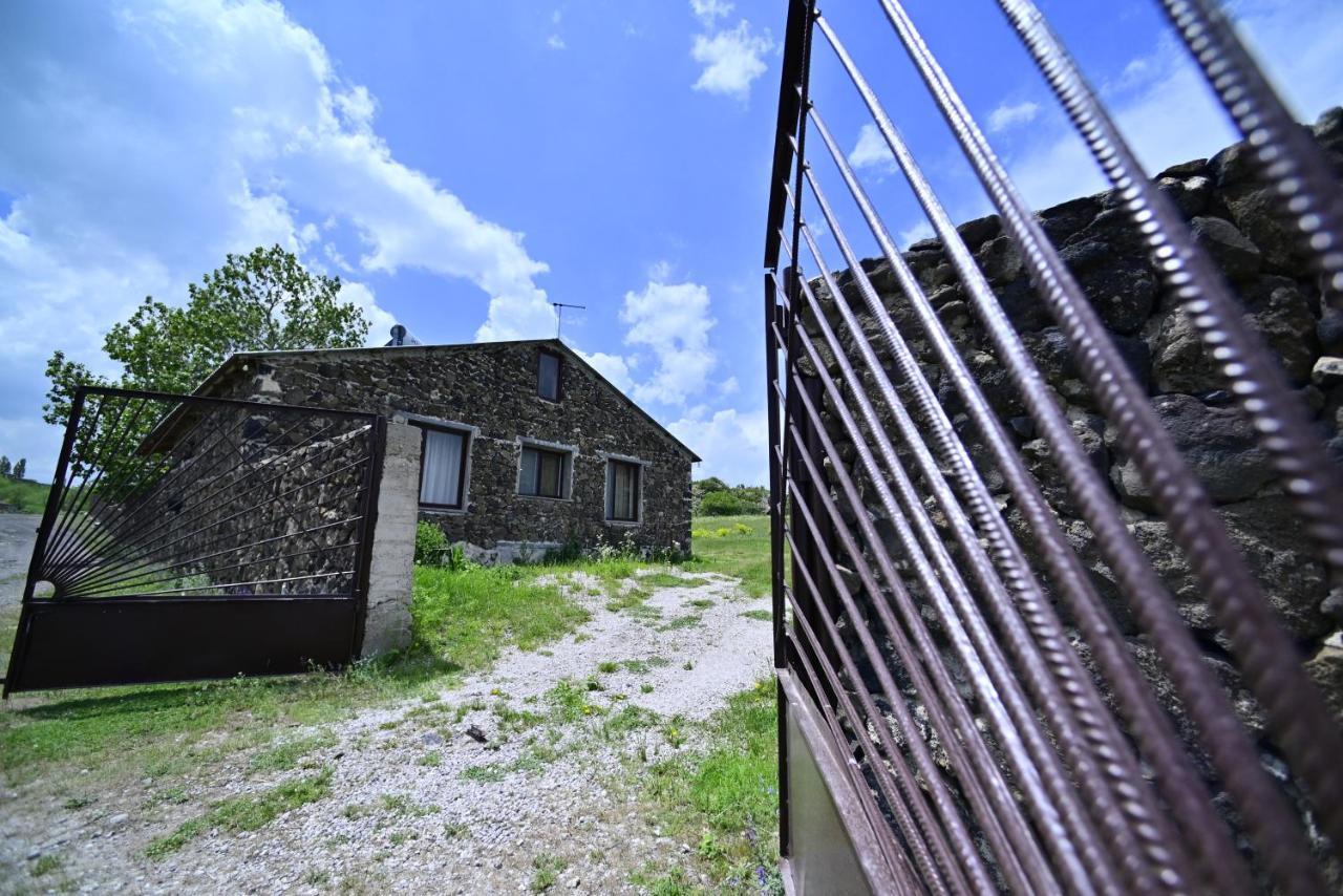 Sevan Tarsus Guesthouse Tsovazard Zewnętrze zdjęcie